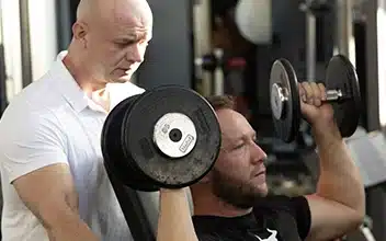 Dlaczego TarpnoGym 24 to idealne miejsce do rozpoczęcia przygody z siłownią?